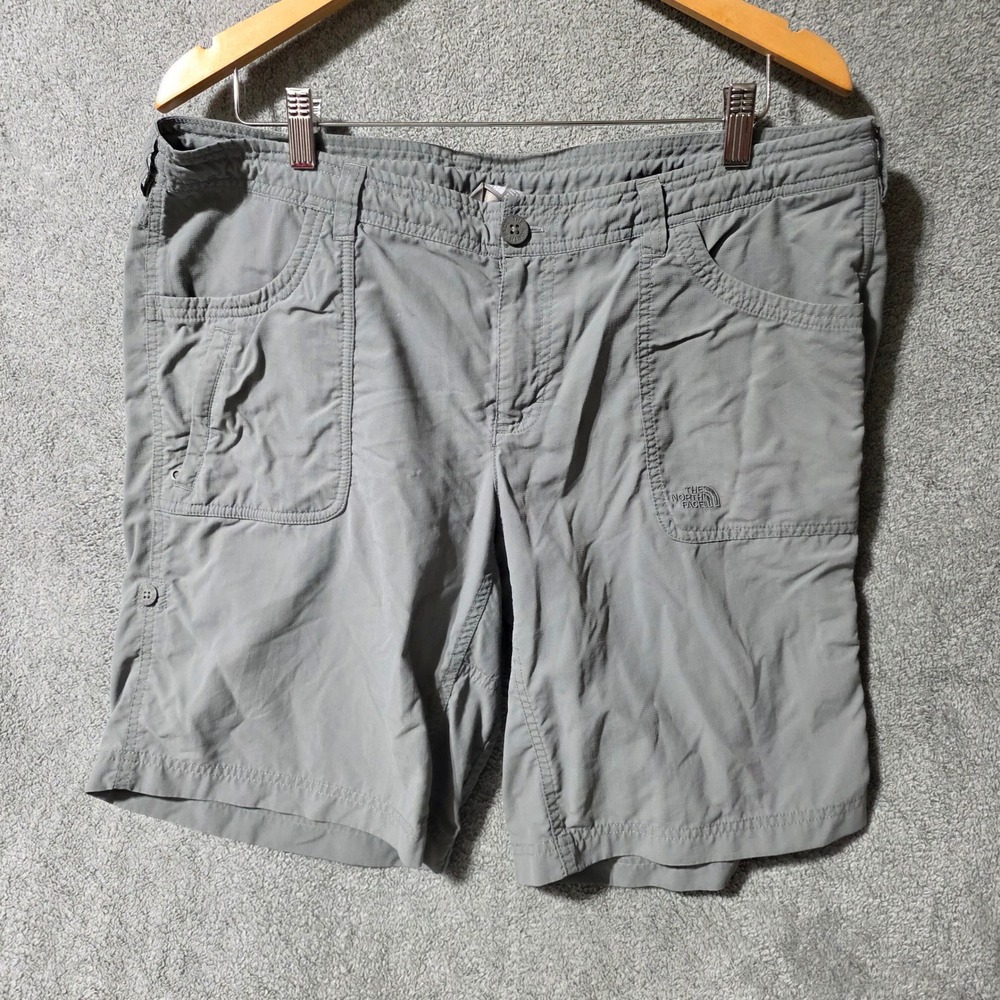 The North Face Womens Gray Ripstop Nylon Hiking Cargo Shorts Size 16